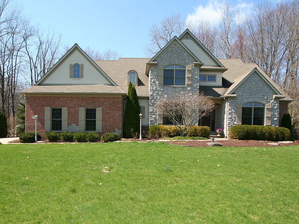 1st image of 9578 Sherwood Dr