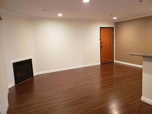 2nd image of 11162 Camarillo St APT 306