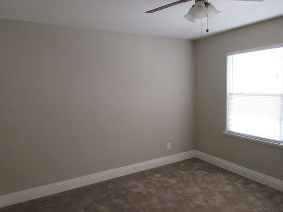 5th image of 2360 Cedar Ave APT F