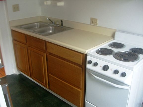 4th image of 213 N River St APT 3