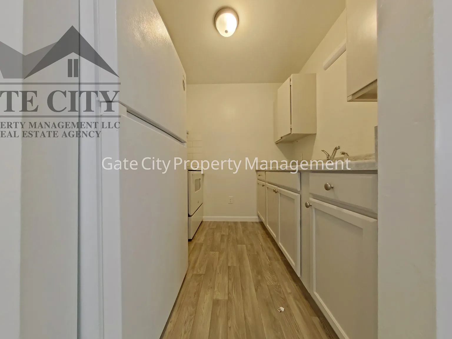 2 bed, $850 — Photo 2