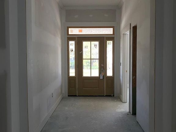 2nd image of 103 Shadow Wood Bnd