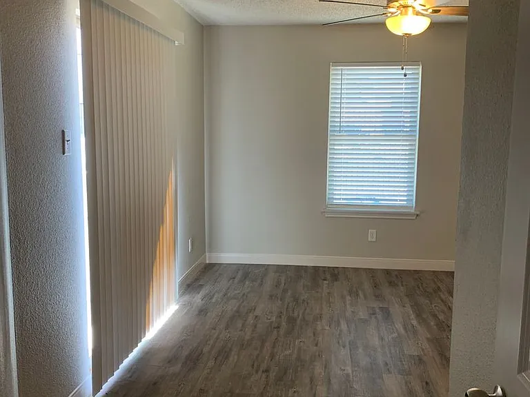 Saddlewood Apartments — Photo 55