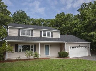 16 Sheridan Dr, Plymouth, MA 02360