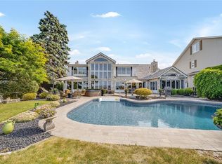13018 Riverside Dr E, Tecumseh, ON N8N1A8