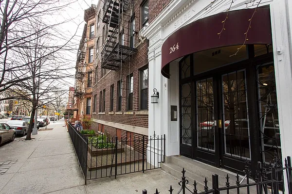 Sold by Dwell Residential Inc | media 14