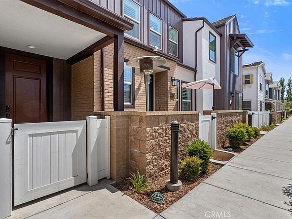 3rd image of 1821 Poppy Dr