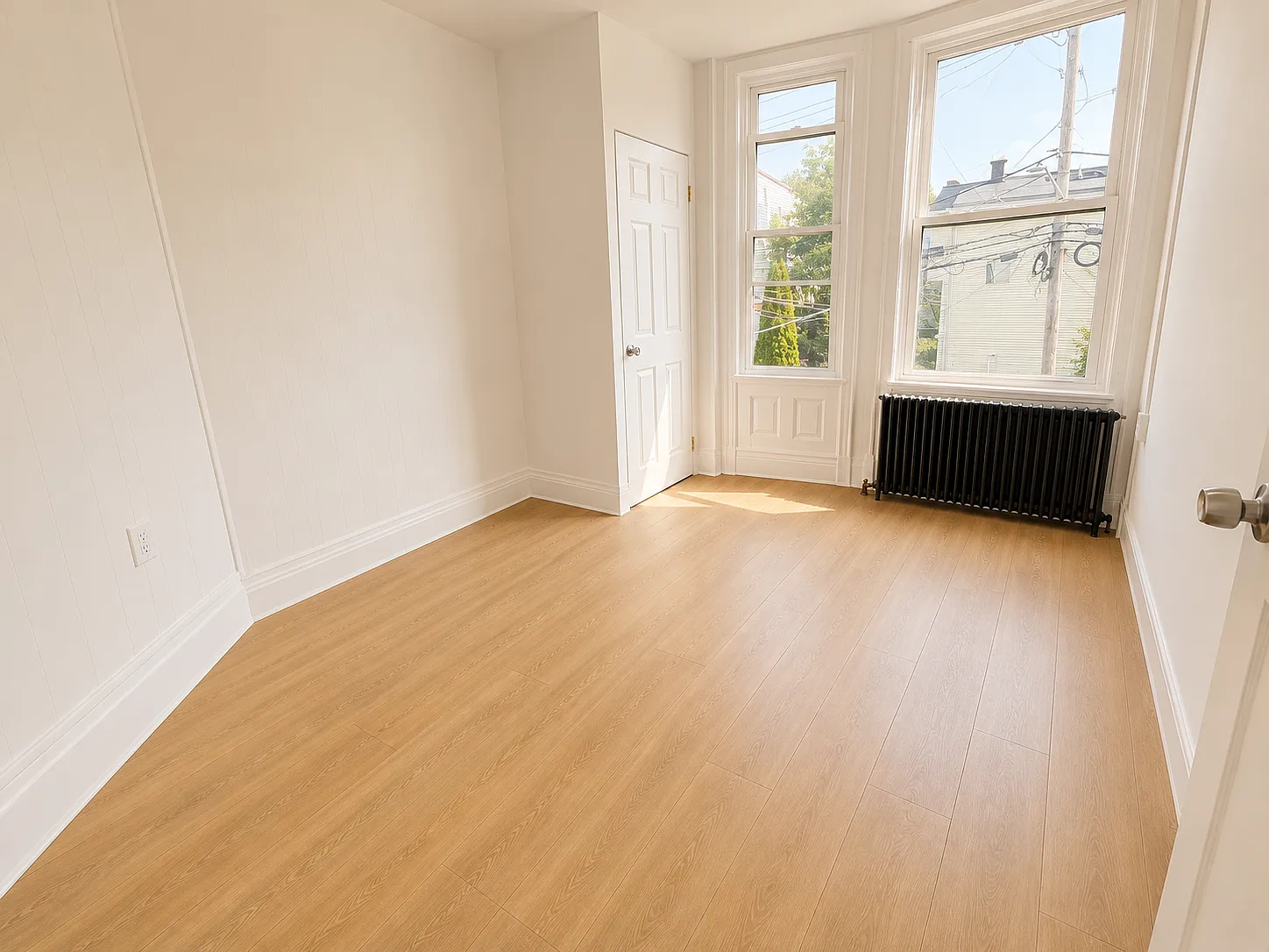 3 bed, 1200 sqft, $1,945 — Photo 4