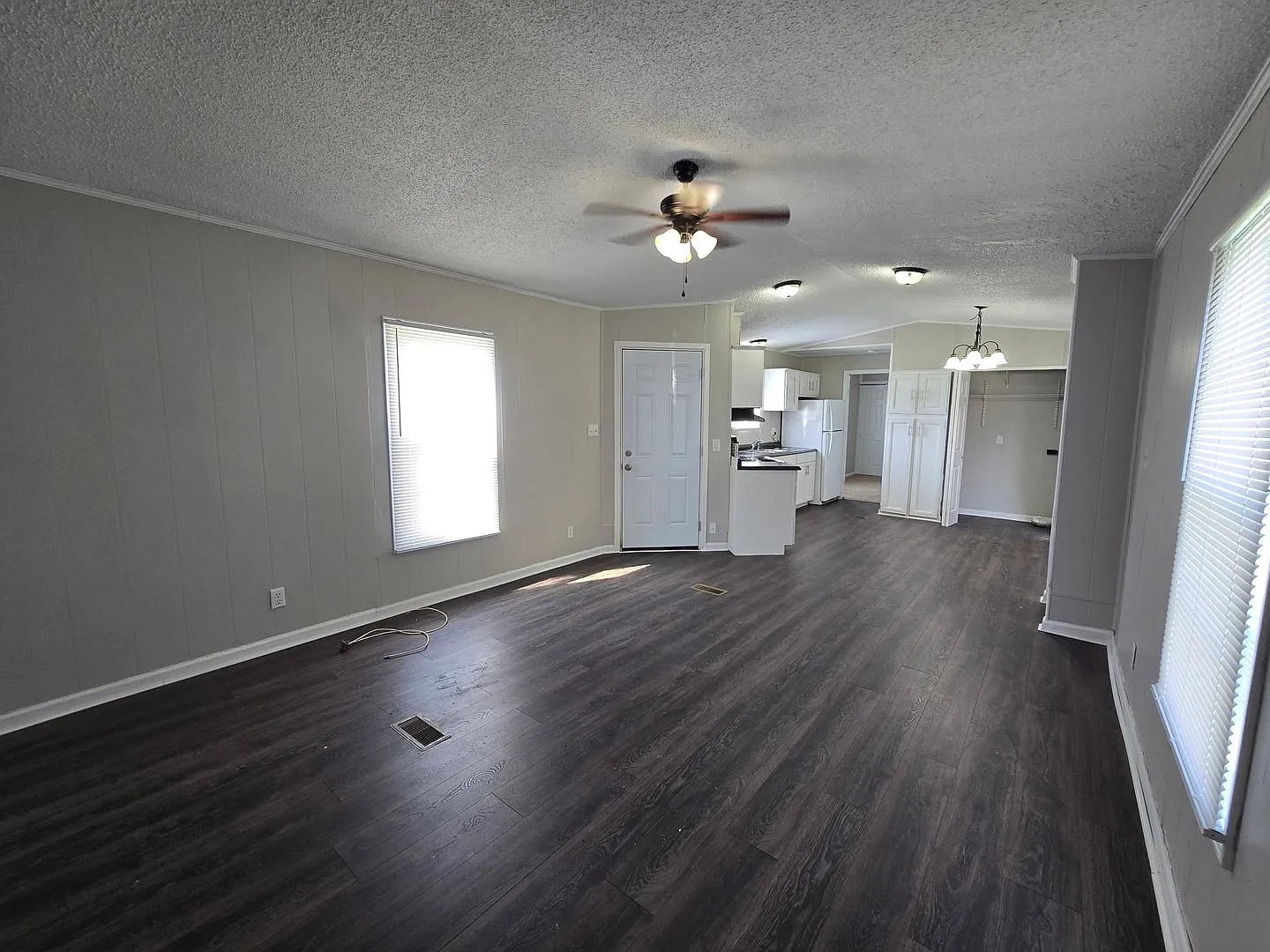 Paddock Fields Mobile Home Park — Photo 4