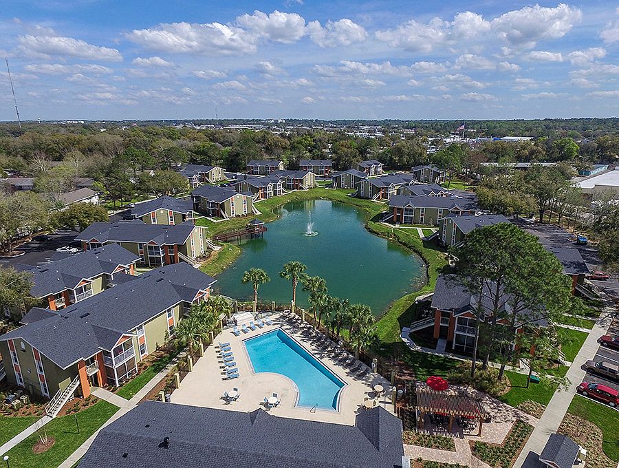 Beautifully Maintained Community