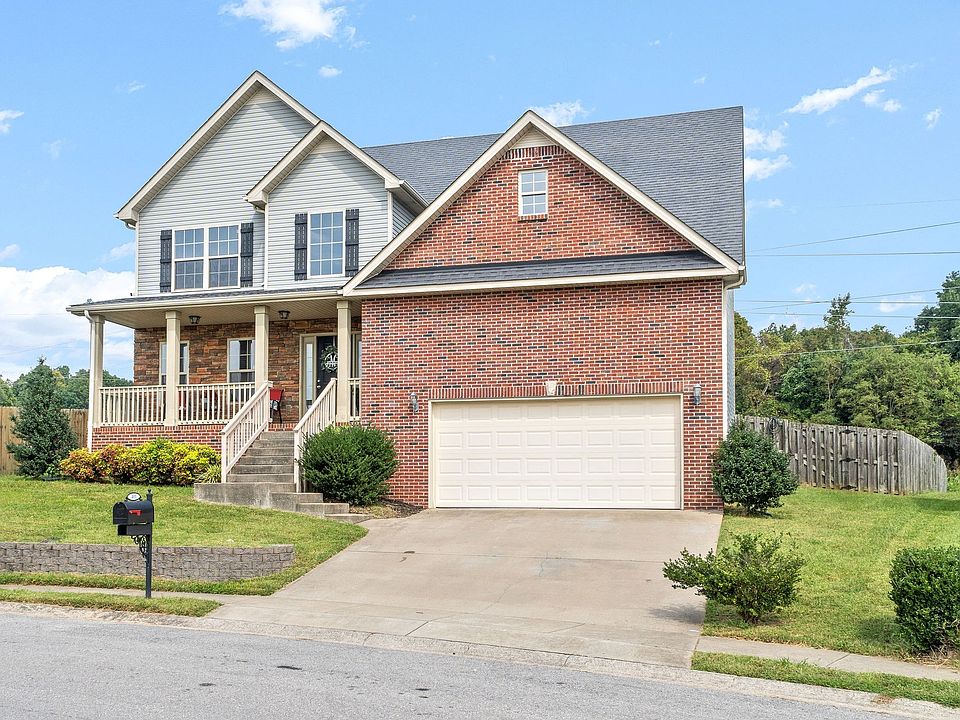 1st image of 403 River Heights Dr