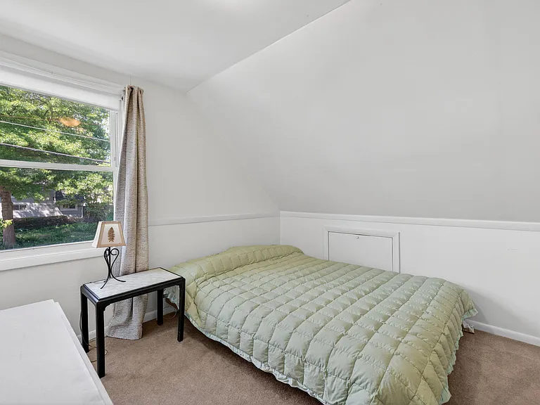 12805 Atlantic Ave — Photo 17
