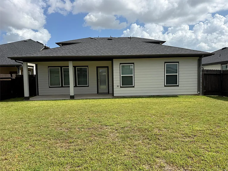 28934 Lupo River Ct — Photo 40