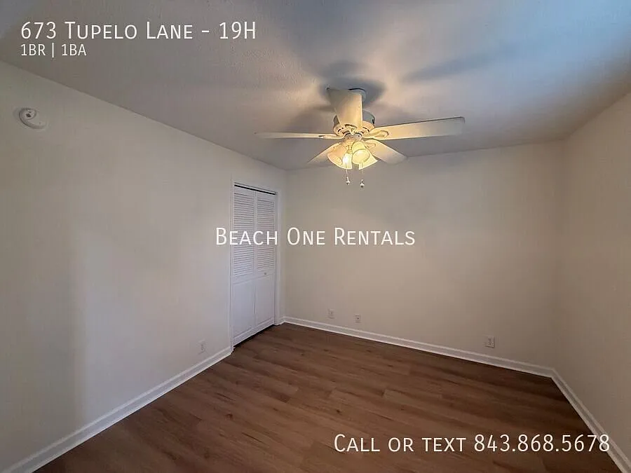Longs - 1 Bedroom / 1 Bathroom Condo — Photo 2