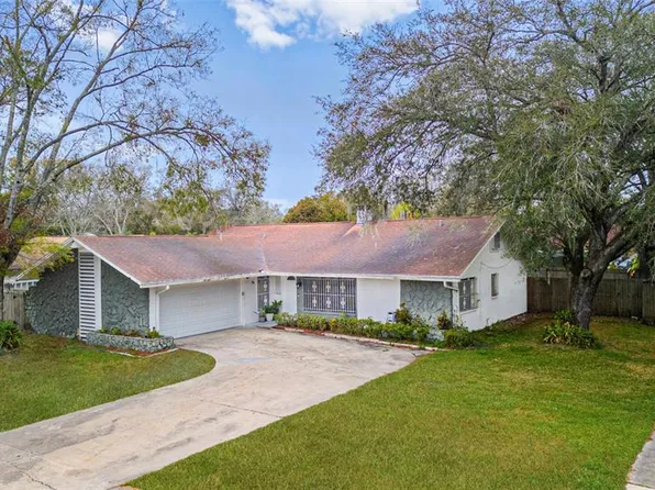1712 Blind Pond Ave, Lutz, FL 33549