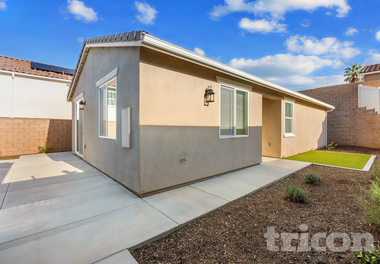 680 Susanne Street Unit 2 Corona CA — Photo 4