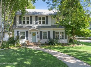 400 Adams St, Elgin, IL 60123