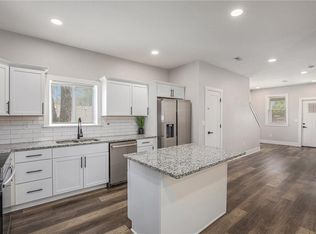 1116 Splitlog Ave, Kansas City, KS 66102