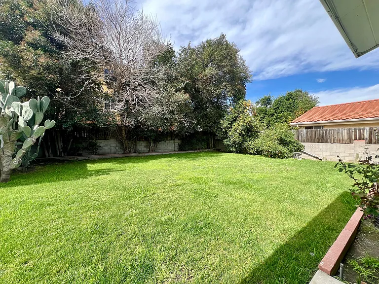 6725 Lennox Ave — Photo 52