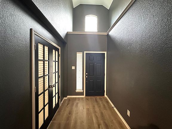 4th image of 4601 Tiddle Ln
