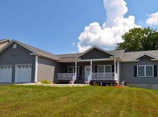 50 Ridgefield Dr, Chester, NY 10918