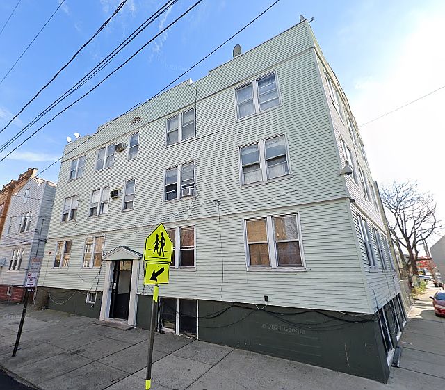 2nd image of 6 Rutgers Ave APT 2