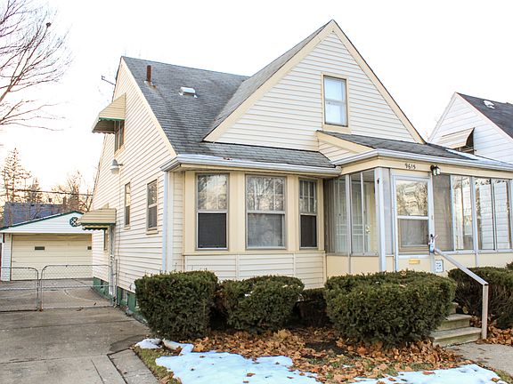 4th image of 9615 Evergreen Ave