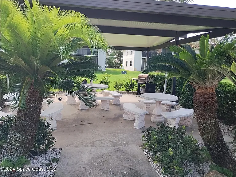 200 Saint Lucie Ln #204 — Photo 30