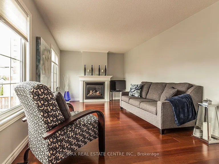 44 Lemon Grass St — Photo 15