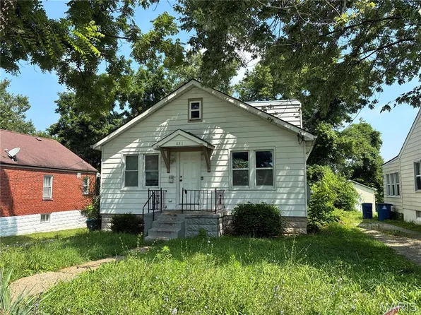 831 Abston Ave, Saint Louis, MO 63135