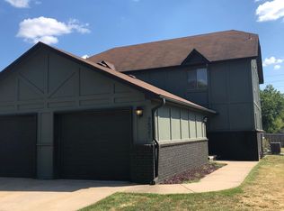 7521 W Nantucket Ave, Wichita, KS 67212