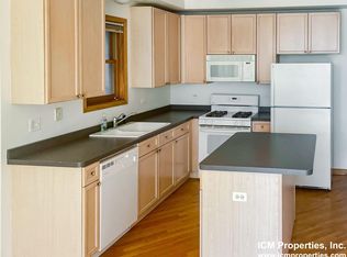 2714 N Wayne Ave #2S, Chicago, IL 60614