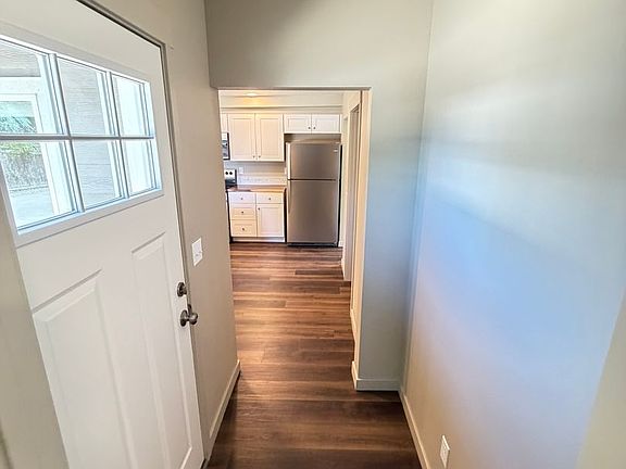 2nd image of 180 Hiatt St