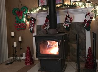 32 N Buchanan Ave, Eagle Point, OR 97524