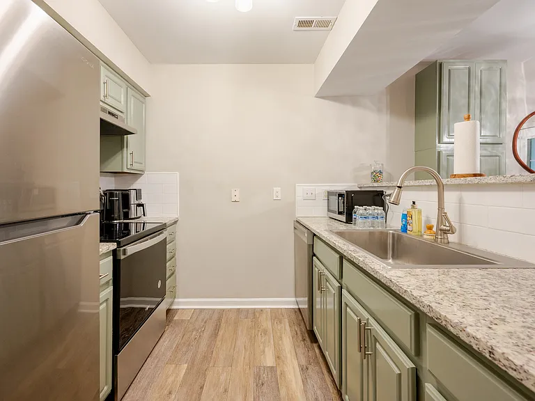 Tarleton E — Photo 19