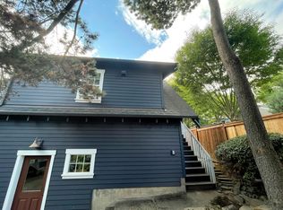 3911 SW Freeman St UNIT A, Portland, OR 97219