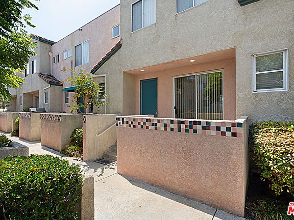4th image of 13901 Olive View Ln Unit 31