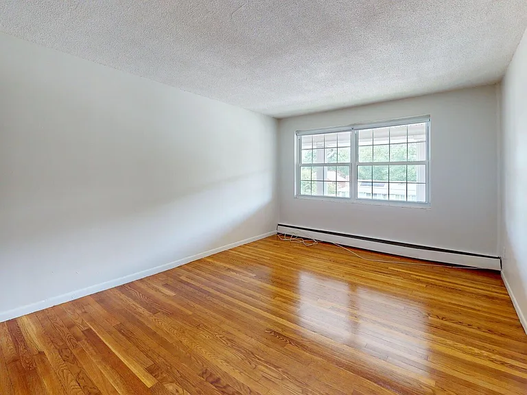 Westside Colonial — Photo 13