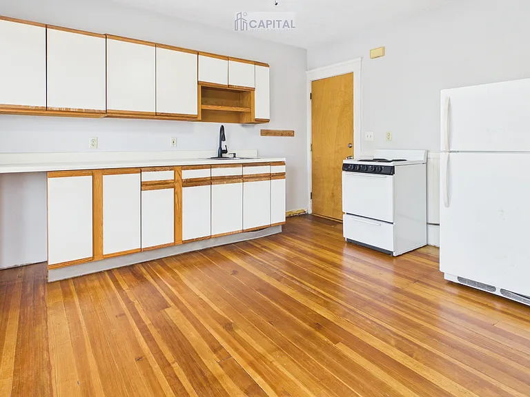 120 Chandler Ave #3F — Photo 3