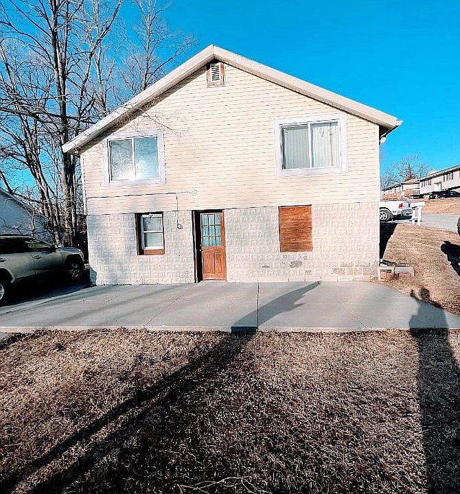 1st image of 7502 Sarpy Ave