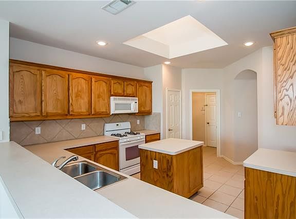 2nd image of 6440 Alexandra Meadows Dr