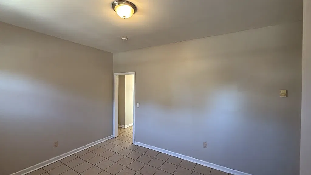 2 bed, $1,650 — Photo 2