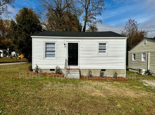 210 S Lexington Dr, Lexington, NC 27292