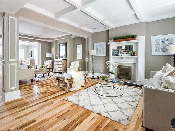 5th image of 3108 Parkwood Ave