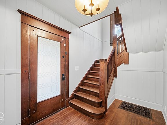 5th image of 323 N Drexel Ave