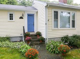 83 Pleasant St, Manchester, MA 01944