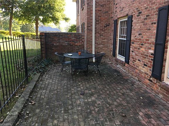 3rd image of 1300 Culpepper Dr
