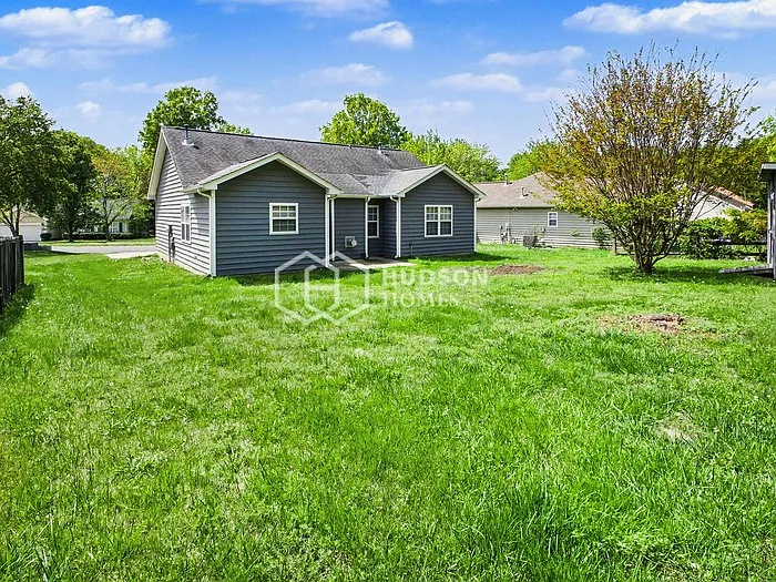 9314 Broken Pine Ln — Photo 16