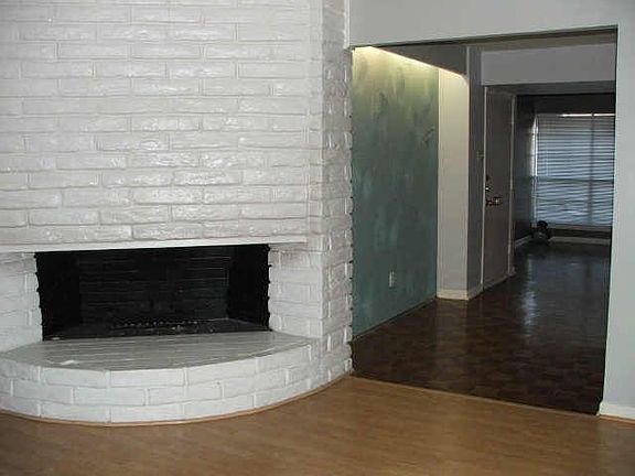 4th image of 15909 Coolwood Dr APT 1052