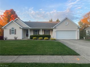 1427 Country Ln, Orrville, OH 44667